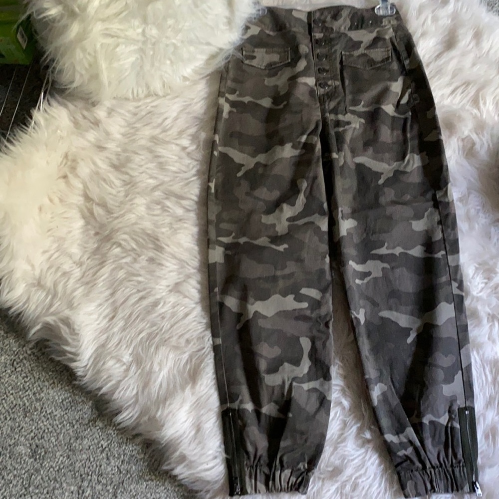 Express -hi rise Camouflage pants